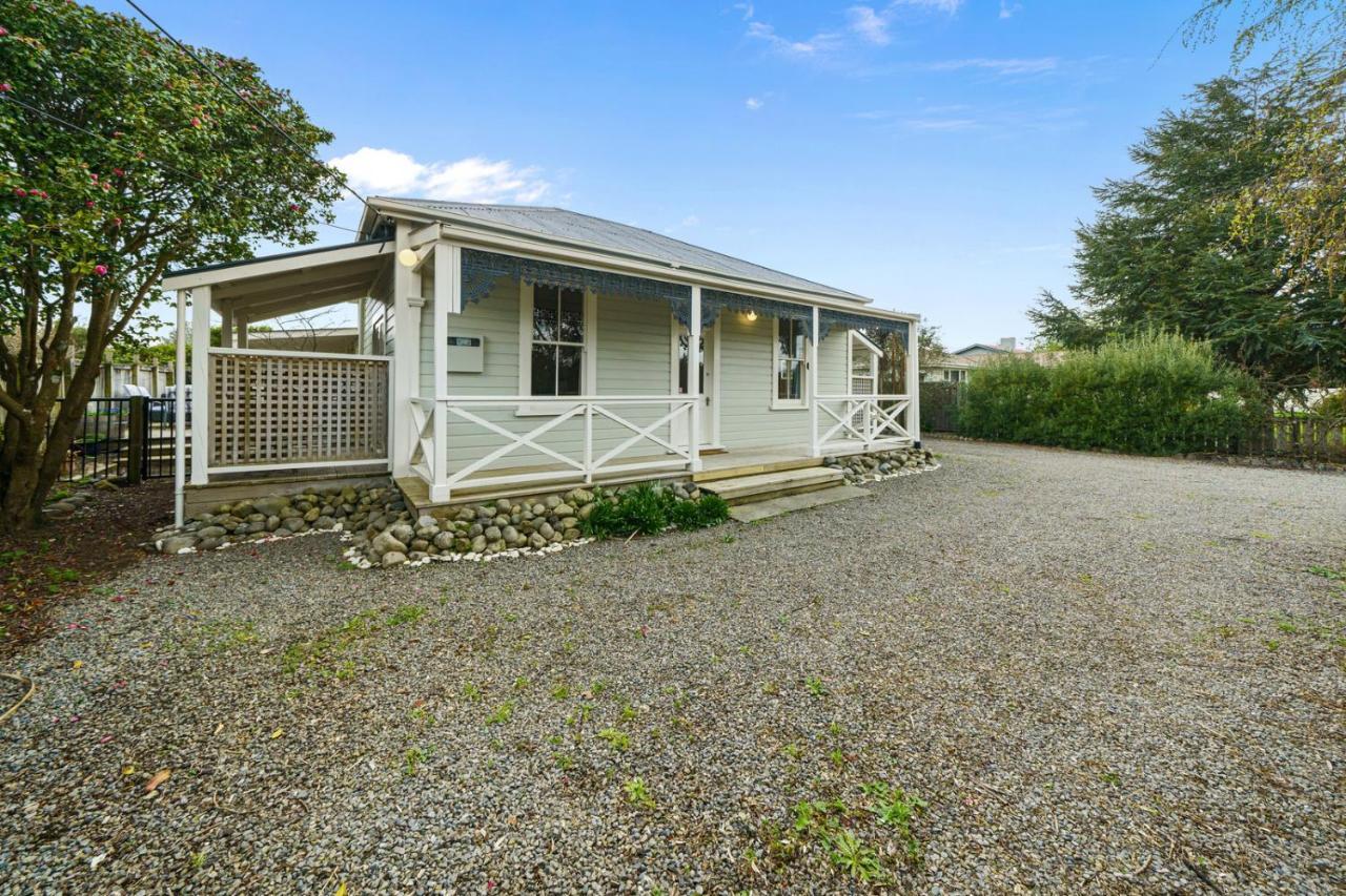 Pendreigh Cottage - Martinborough Holiday Home Zewnętrze zdjęcie