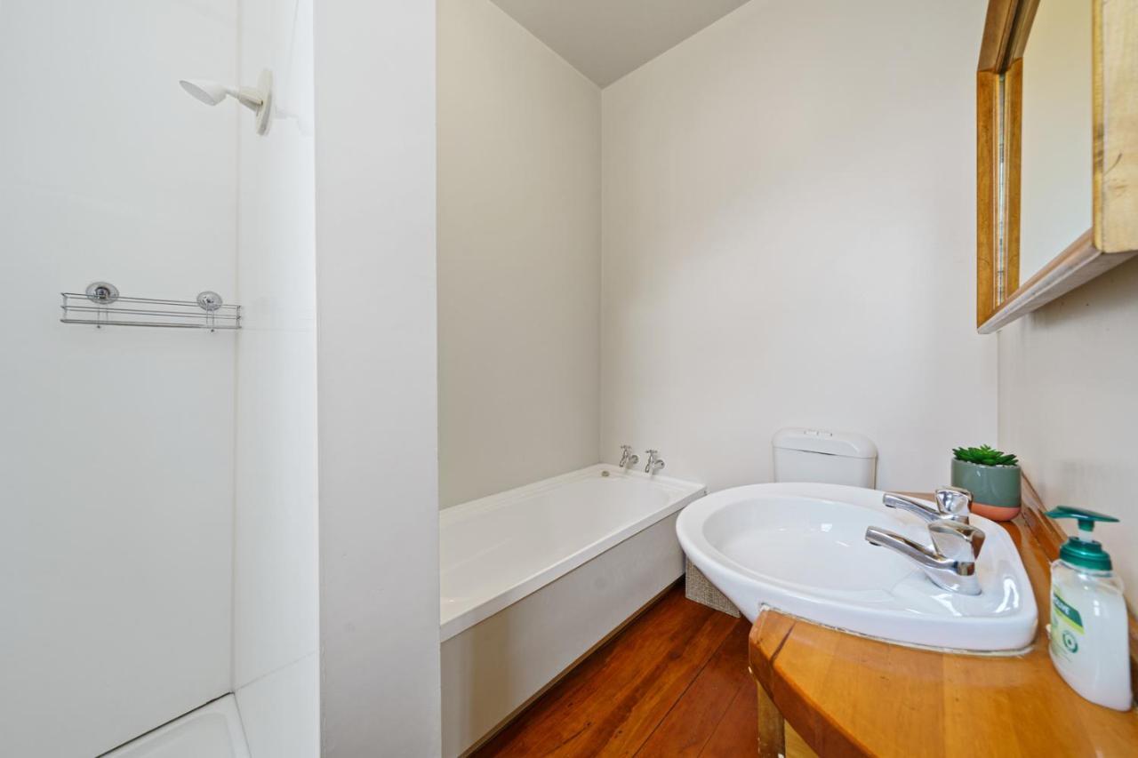 Pendreigh Cottage - Martinborough Holiday Home Zewnętrze zdjęcie